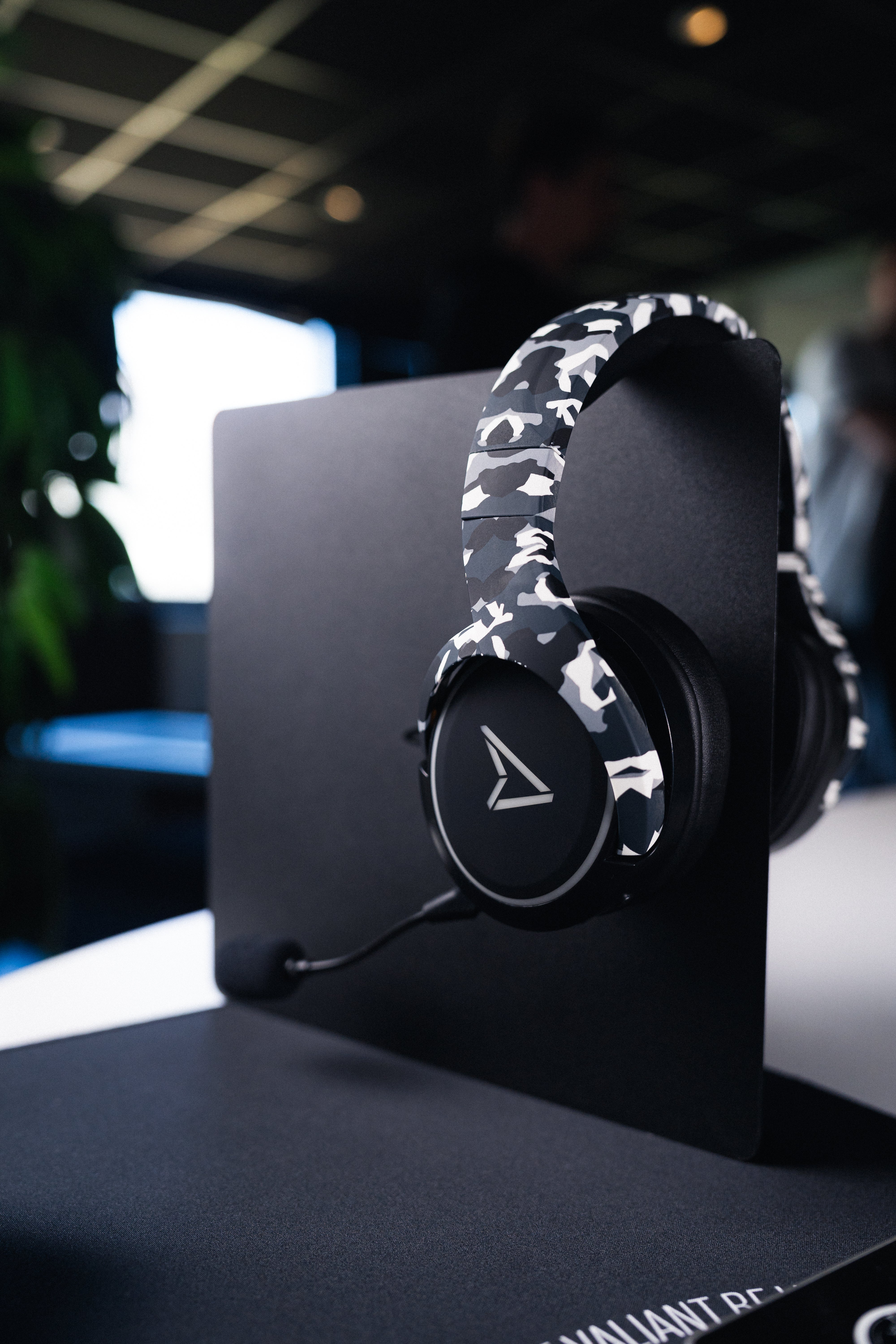 אוזניות IMPULSE