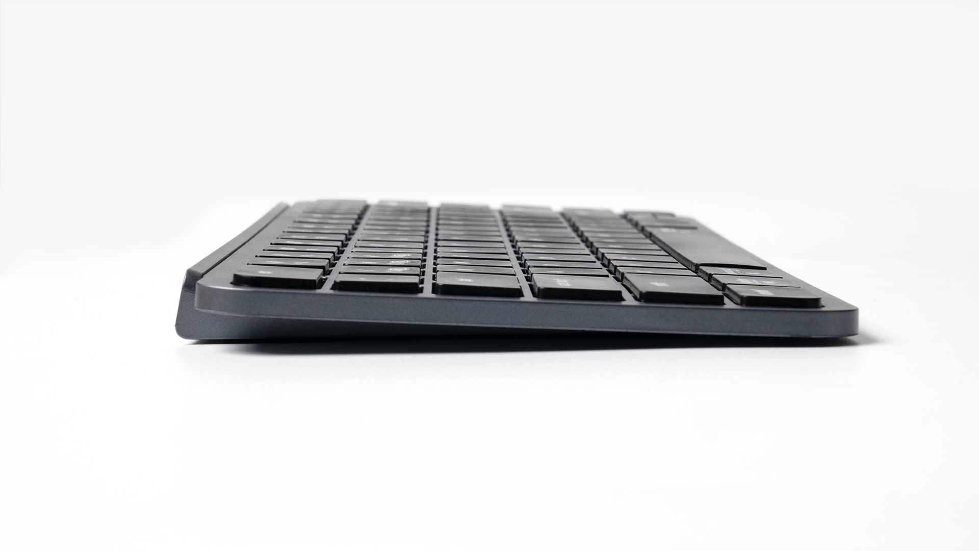 Keychron B1 Pro מקלדת אלחוטית אולטרה-דקה (בגודל 75%)