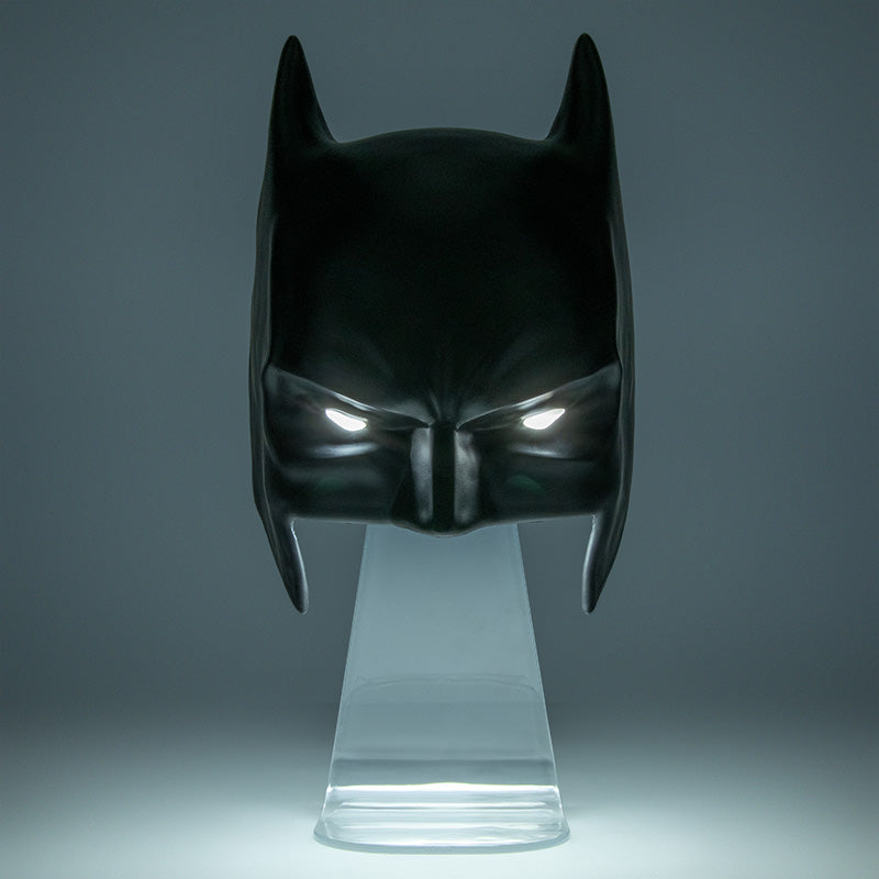 מנורה בצורת מסכת BATMAN