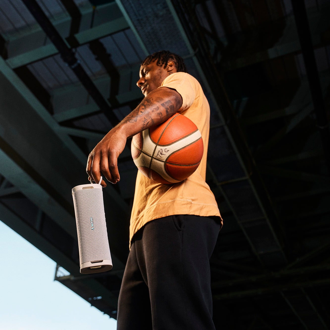 מכירה מוקדמת - רמקול SONY מסדרת ULT POWER SOUND