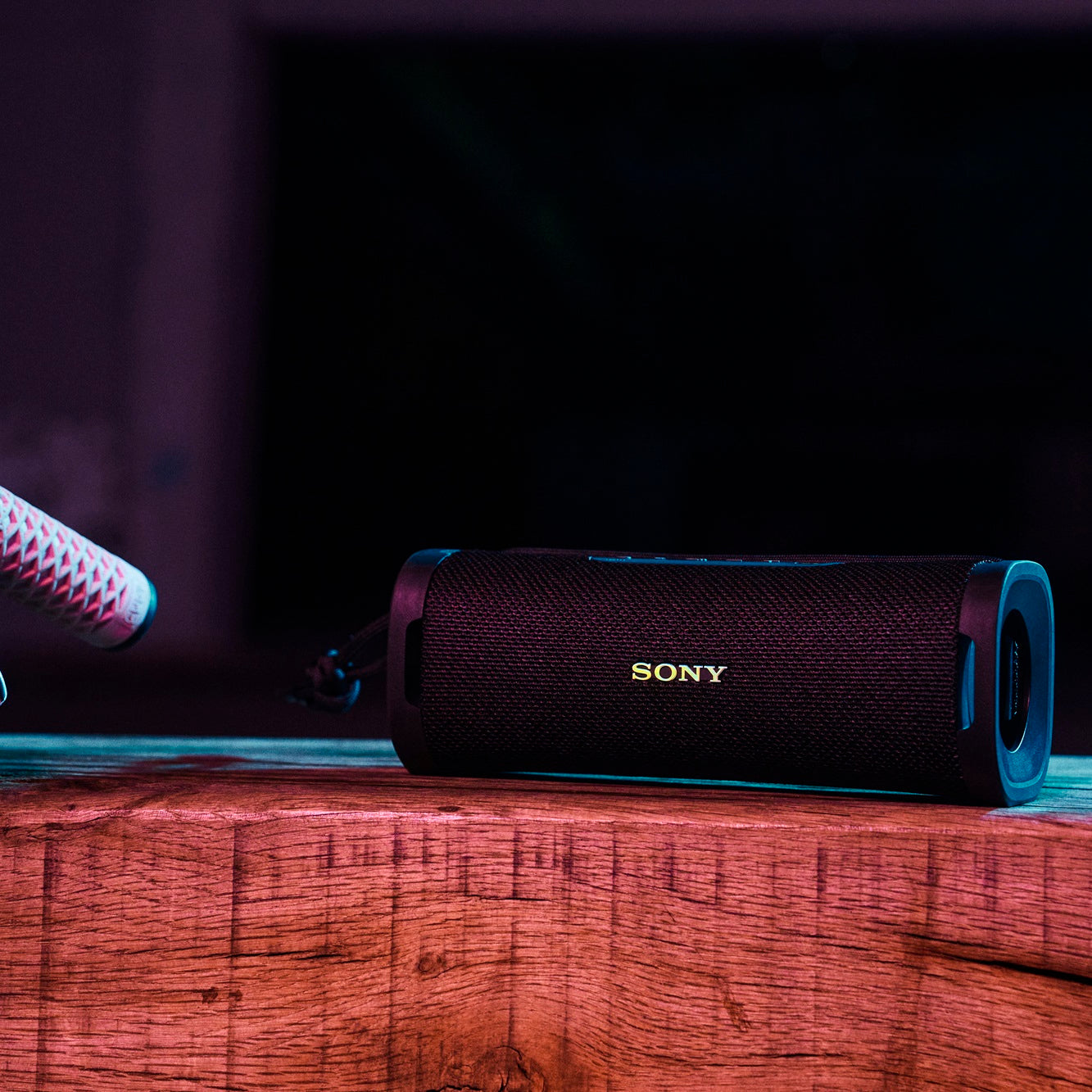 מכירה מוקדמת - רמקול SONY מסדרת ULT POWER SOUND