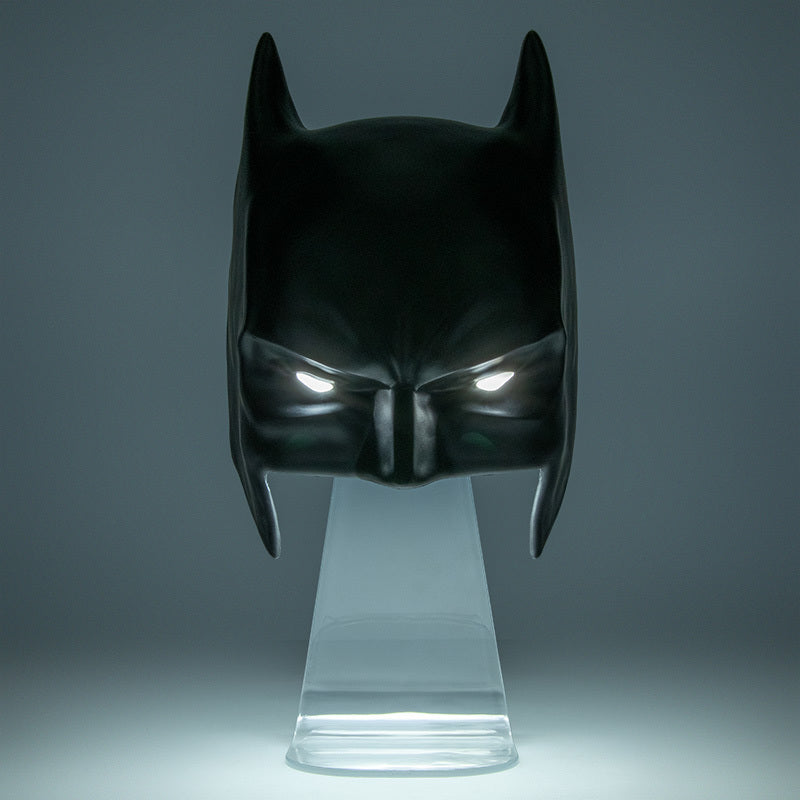 מנורה בצורת מסכת BATMAN