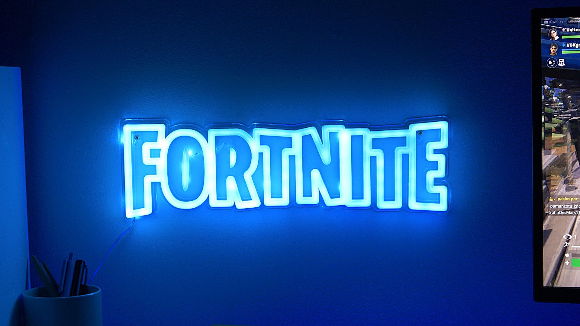 תאורת ניאון  Fortnite
